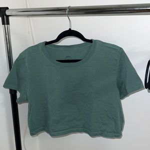 urban outfitters crop top